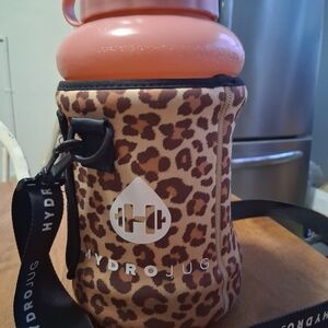 HydroJug with Leopard Print Sleeve